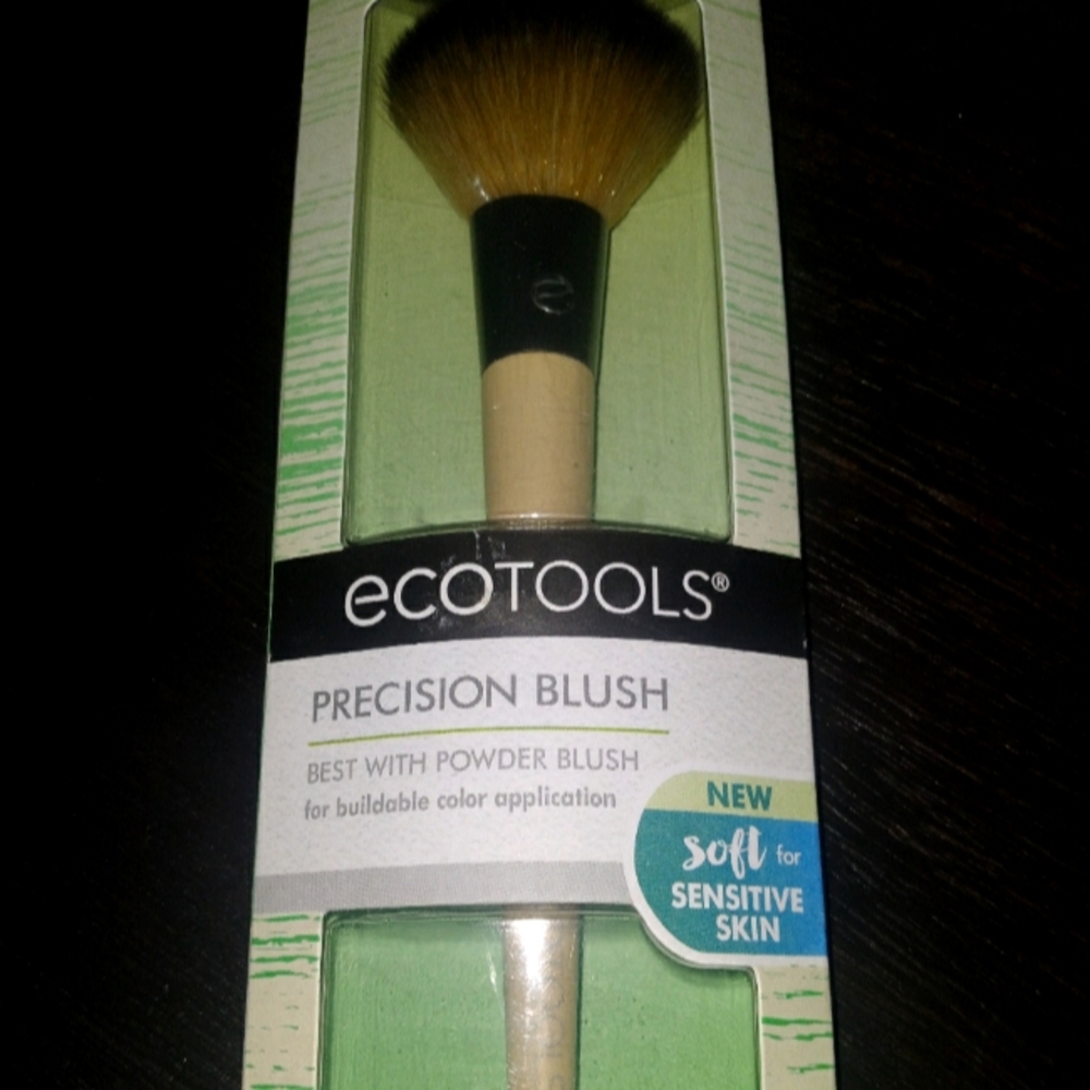 Ecotools Vegan Handcrafted Blush Brush